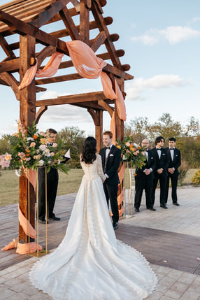 wedding venue in denton outdoor ceremony